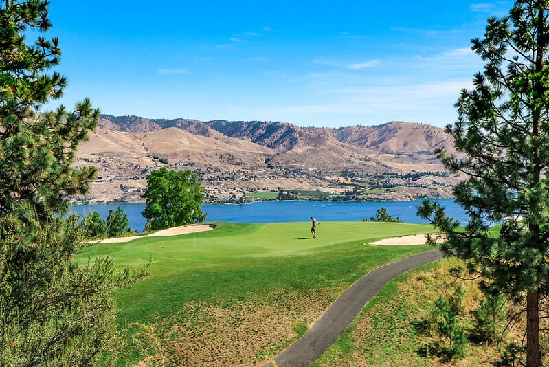 Swing Away Guide to the Best Chelan Golf Courses