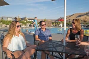 hanging by the pool at the lookout at lake chelan